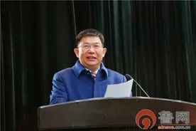 潍坊市人民医院召开2017年度总结表彰大会暨2018年工作部署大会图片