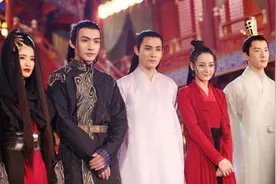 小仙女热巴竟因为眉毛上热搜！网友：怕是得罪了化妆师！图片