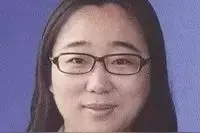 「问答」我家宝宝两岁，最近大便不成形，黏稠，马桶不容易冲，这是什么原因？图片