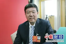 延长石油董事长回应第四桶油之争：我们目标是把企业做强图片