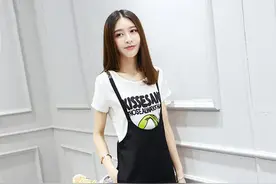胖妹妹夏天这样穿，时尚减龄又显瘦图片