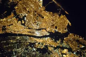 纽约的日与夜：国际空间站鸟瞰“大苹果”图片