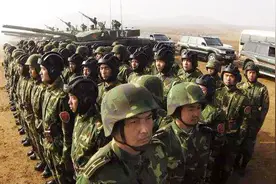 为啥没人敢偷袭中国？我国有30个师旅处于战备状态 随时全歼对手视频封面
