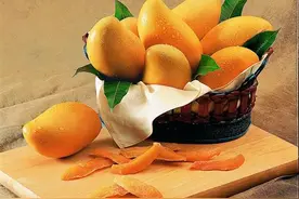 夏季芒果多 吃芒果要注意什么图片