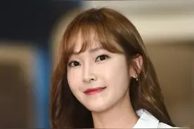 Jessica郑秀妍自曝个人专辑是她创作的 称Tiffany的个人风格有突破图片