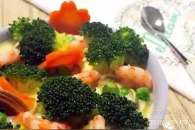 好看又好吃的珍珠聚宝盆（鲜虾蛤蜊蒸蛋）图片