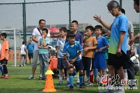 石家庄市裕华区校园足球U9-U10区队选拔赛举办图片