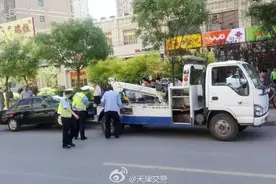 违法停车只“贴条”？谁说的图片