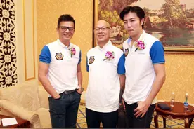 著名艺人黄日华、罗家英及赵浚承亮相全明星公益足球赛新闻发布会图片