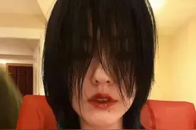 披头散发的女鬼造型之后，小S走起了更吓人的路线图片