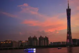 广州昨晚惊现晚霞，一位美女摄影师拍下的夜色都市图片