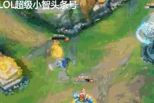 LOL:狮子狗上演飞蛾扑火!图片