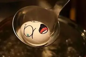 创意生活  亲子活动玩具DIY，用鸡蛋创作各式各样的玩偶图片