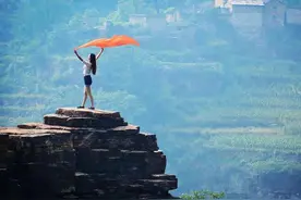 只在此山中，云深不知处图片