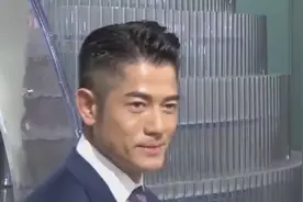 母亲满意女友方媛吗？郭富城轻轻点头视频封面