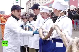 世界最长的火腿肠视频封面
