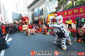 玉林小伙在香港学舞狮子图片