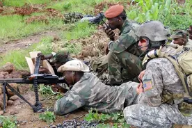 外媒：美驻非特种兵擅自行动遭伏击遇袭身亡图片