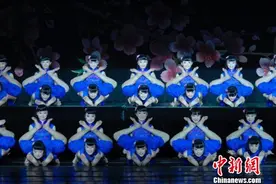 大型说唱剧《解放》将再度上演经典“脚舞”(图)图片