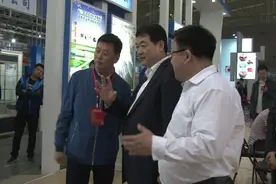 助步康复机器人，谱写助残事业新篇章图片