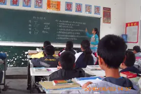 石门三圣中心学校加强调研促进青年教师专业成长图片