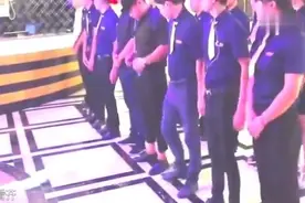 真实的KTV服务员的真实生活，这里面太黑暗了视频封面