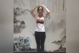 筋柔百病消，简单拍打头部疏通经络，调理偏头痛，失眠，头昏视频封面