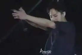饭拍Bigbang天津演唱会，权志龙GD卖力表演满脸汗水图片