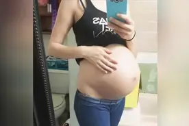 孕妇的肚子很美妙的，让你看个够！视频封面