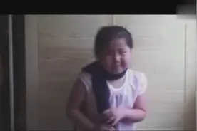 东北小胖妞卖衣服 模仿得惟妙惟肖啊图片