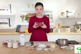 保证你没吃过的菠萝番茄芝士挞图片