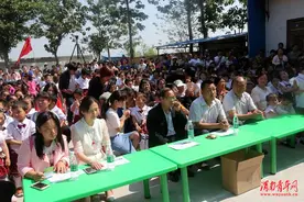大荔县八鱼世纪兴学校:萌萌哒的六一儿童节图片