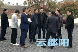 邵东县教育局党委书记、局长罗中安带队视察指导火厂坪镇迎“两检”工作图片