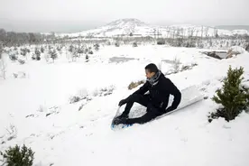 [1]（外代二线）欧洲多地降雪降温图片