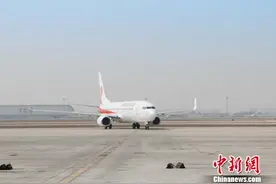 奥凯航空成功接收波音第9999架737飞机图片