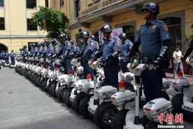 华媒：菲警方部署警力全面戒备 确保游客圣周安全图片