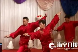62岁阿姨拿下陈氏49式太极剑个人冠军，十年练一剑功夫无止境图片