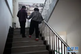 小腿抽筋不止出现在冬天 面对抽筋你该怎么办？图片