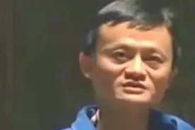 “小马云”现身晚会，见到马云很激动，马云表示：这是无奈之举啊视频封面