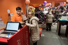 出海记｜速卖通俄罗斯8周年大促 俄消费者最爱抢购电子产品图片