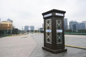 “复刻”的朗读亭遍布各处 点读最多的是《再别康桥》图片