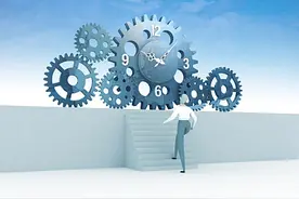 职场的“35岁危机”如何破？图片