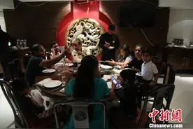 中国菜在印度收获大量“粉丝” 湘粤菜受青睐图片