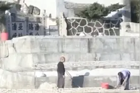 通城县惊现八万座“活人墓” 还有人给几岁的孙子建墓地图片