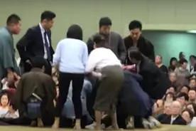 女市长想上相扑台致辞却遭拒 日本“国技”为何歧视女性？图片