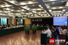 成都招募首批街头艺人 “五一”起将“持证上岗”亮相图片