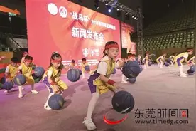“草根CBA”东莞市篮球联赛甲级比赛开打，今年你看好谁？图片
