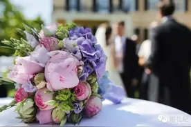 第一年纸婚第三年皮婚 其实每个结婚纪念日礼物都该不一样图片