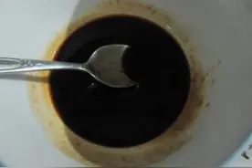 “蚝油煎豆腐”要想豆腐不易碎，豆腐做之前可用淡盐水煮一下图片