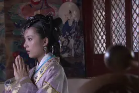 女子剃度当尼姑，美貌不减视频封面